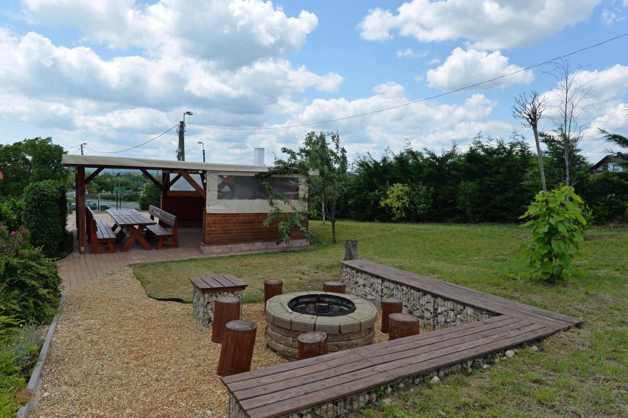 Aranymandula Apartmanok Balatonakali Luaran gambar
