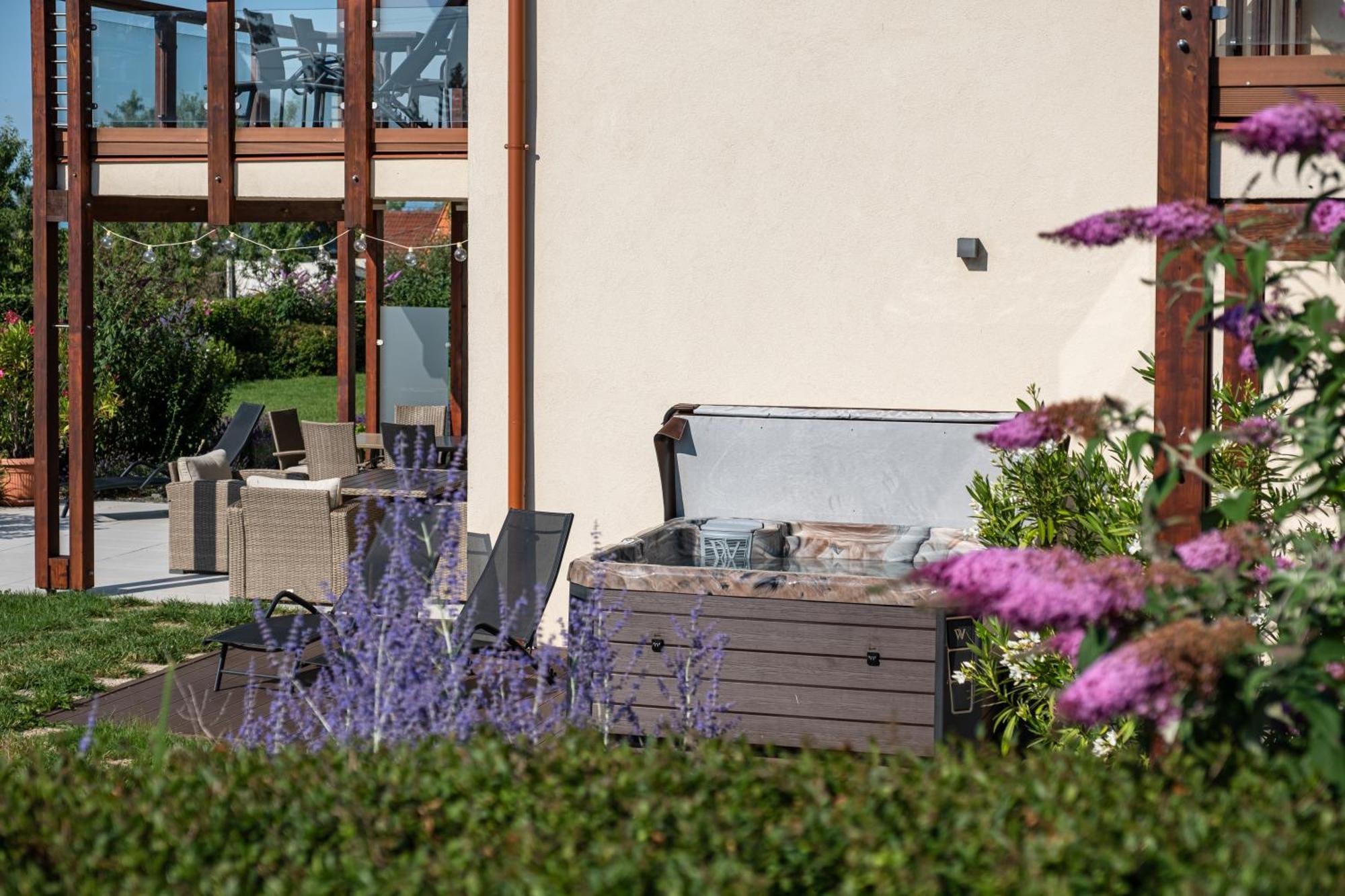 Aranymandula Apartmanok Balatonakali Luaran gambar